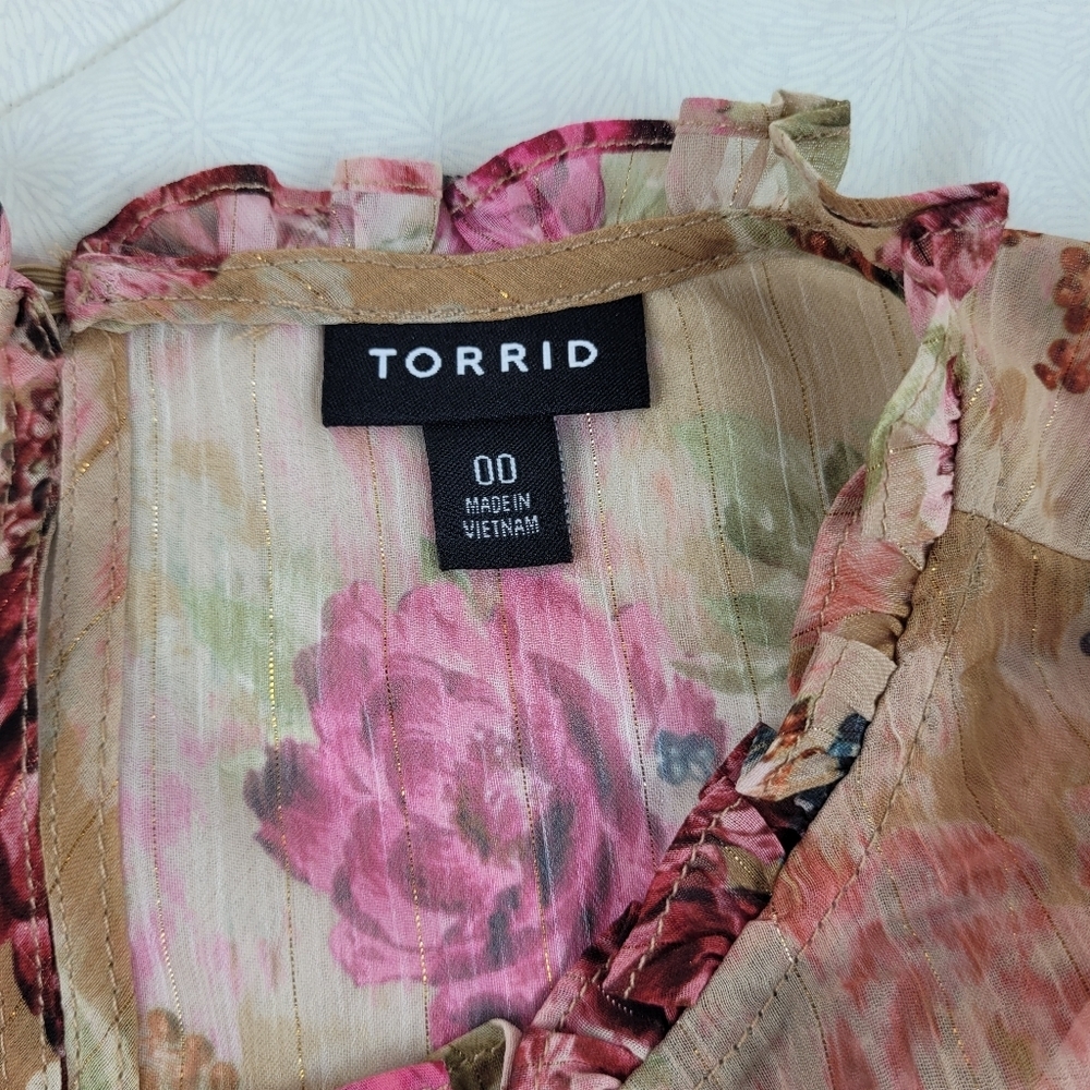 Torrid tan pink moody floral sheer blouse ruffle cap sleeves fairy girly M/L - Picture 5 of 11